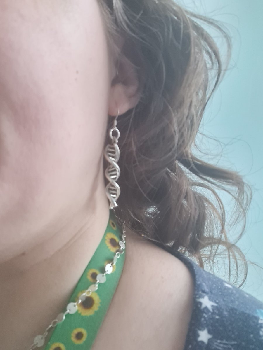 EmmaChambers's tweet photo. More amazing birthday earrings #Geek #lablife #labchic @IBMScience @BiologicalsLtd what do you think of these? https://t.co/Iw9BXZfqjF