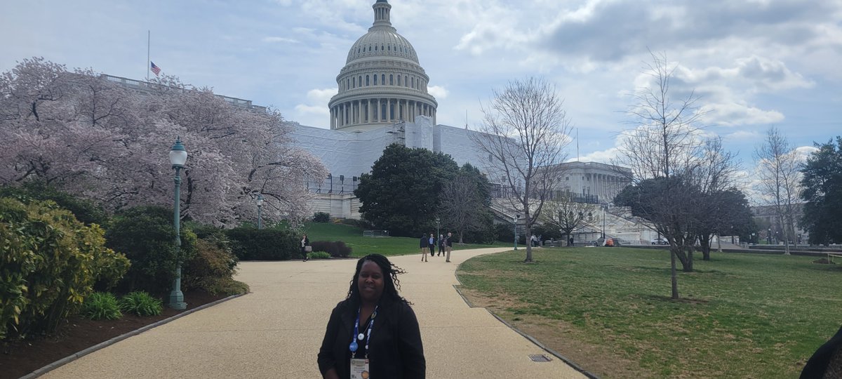 ChrelleBooker's tweet photo. #WomensHistoryMonth – Day 29
Finished my trip #washingtondc @capitol meeting with #northcarolina Senator/Congressman @SenTedBuddNC and @RepEdwards. #LeagueOfCities #tryonnc #CitiesSummit #ElectWomen #mayorprotem #womeningovernment #pantsuitnation #charlotte   #winwithblackwomen https://t.co/jit5Oc2dau