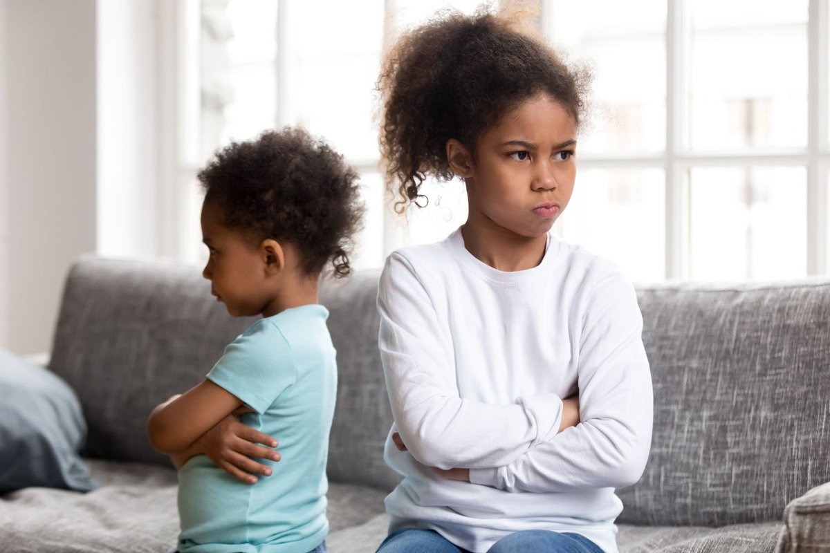 SAfmRadio's tweet image. [ON AIR] Today on #ParentingGuide: We asking, How do you handle child sibling conflict?

Send your experience on #SAfmLivingRedefined with @Sechaba_G 
☎️:086 000 2032
📱: 061 410 4107