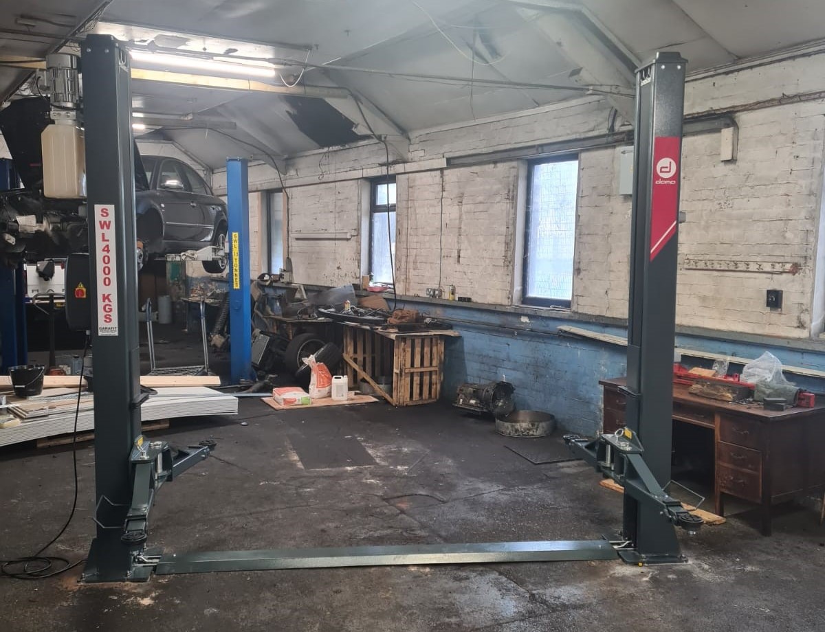 Garafitservices's tweet photo. 2 Post DAMA HDM4.OT/2 fitted in Bristol!
Installed by our GEA Certificated Engineers.
Another Happy Customer!😊

#engineers #install #installation #dama #damahdm4t #bristol #happycustomer #servicing #repairs #garagequipment #garafitservices https://t.co/DkYuo4dRZn