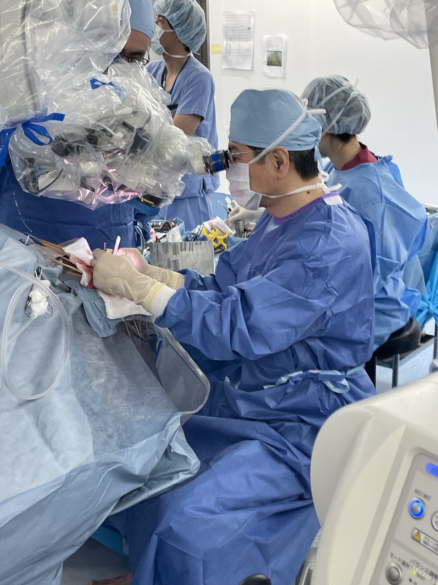 DrMichaelJLang's tweet image. Never forget the value of watching surgery. There's no better way to see what makes a master than to watch them operate in their own OR. Many thanks to Tanikawa-sensei (and the entire FENI team) for the chance to come learn in his dojo in Sapporo! #lastsamurai #cvsection