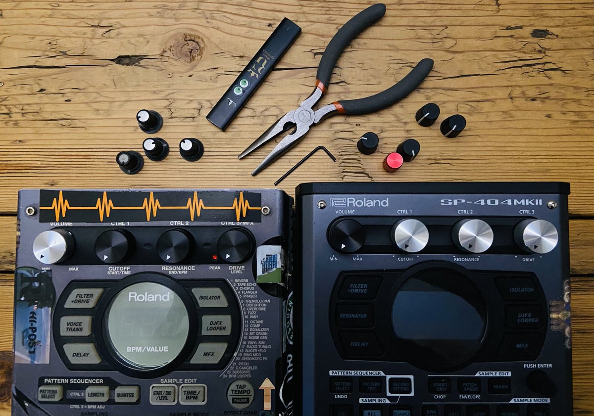 _Hi_Post_'s tweet image. #sp404sx + #sp404mkii 

Black/Chrome Knobs