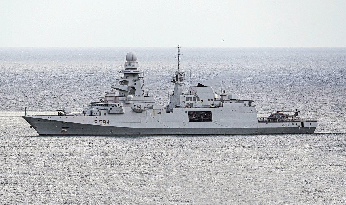 WarshipCam's tweet photo. Italian Navy Bergamini-class anti-submarine frigate ITS Alpino (F594) coming into Haifa, Israel - March 29, 2023 #itsalpino #f594

SRC: TW-@anthonyhershko https://t.co/PldIjv5mTm