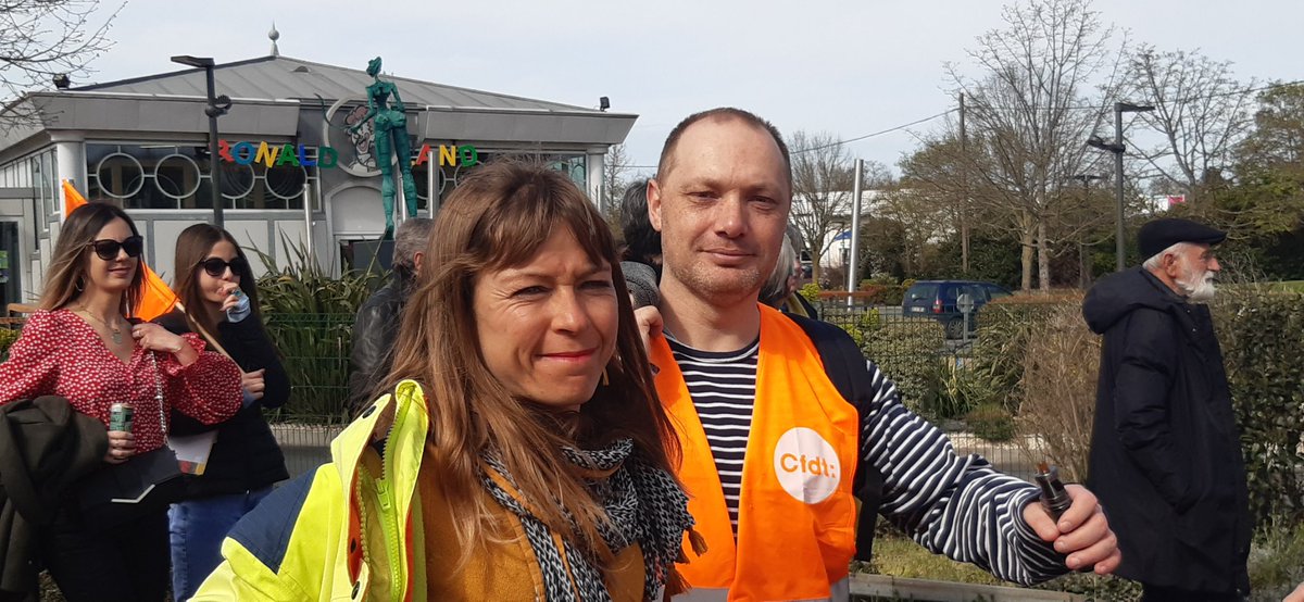Retour en images sur la 10ème journée de mobilisation à Saumur👇
Et ce matin en AG : grève reconductible intersyndicale prolongée jusqu'au 7 avril ✊
#non64ans