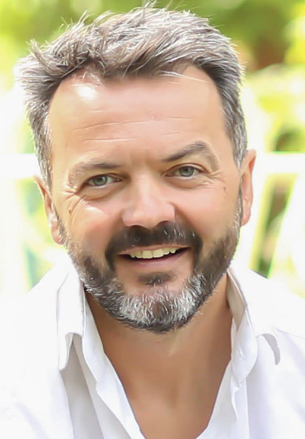 MnkeDaniel's tweet image. Nick Sleep is one of the most successful yet little-known investors in the world.

He achieved a CAGR of 20.8%.

His Shareholder Letters are a must-read for every investor.

Here are the 8 Key Takeaways from over a decade of Letters (+Free PDF)