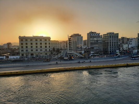 Team proGIreg is on its way to #Piraeus 🇬🇷for a cities workshop on replicating #naturebasedsolutions! 
Watch this space for updates on the co-designed green plans 🌿 for this industrial, dynamic &amp; densely populated city! 
More on Piraeus' aims: progireg.eu/piraeus/