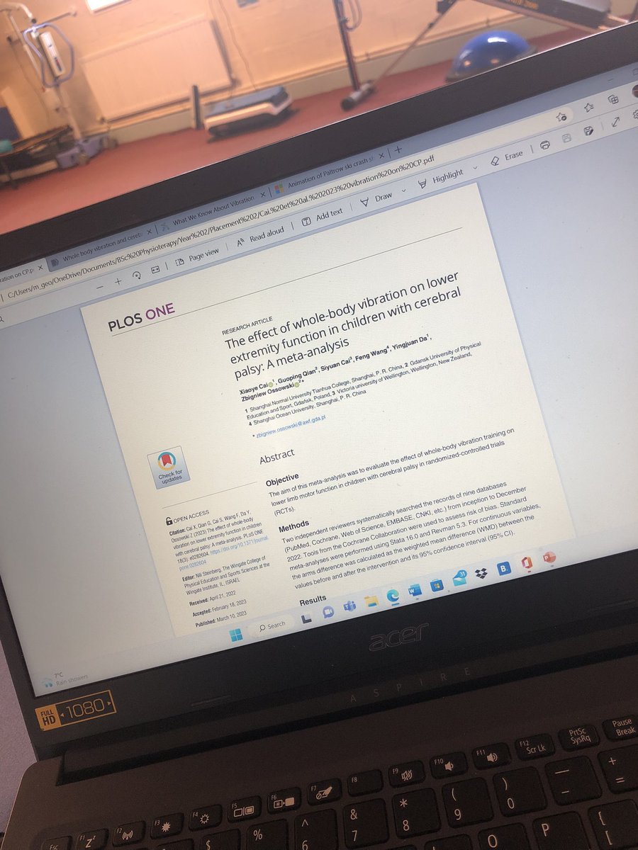 thecspstudents's tweet photo. After a morning appointment there was some time for some studying to be done before the next client 😃 https://t.co/nz21YkUzfB