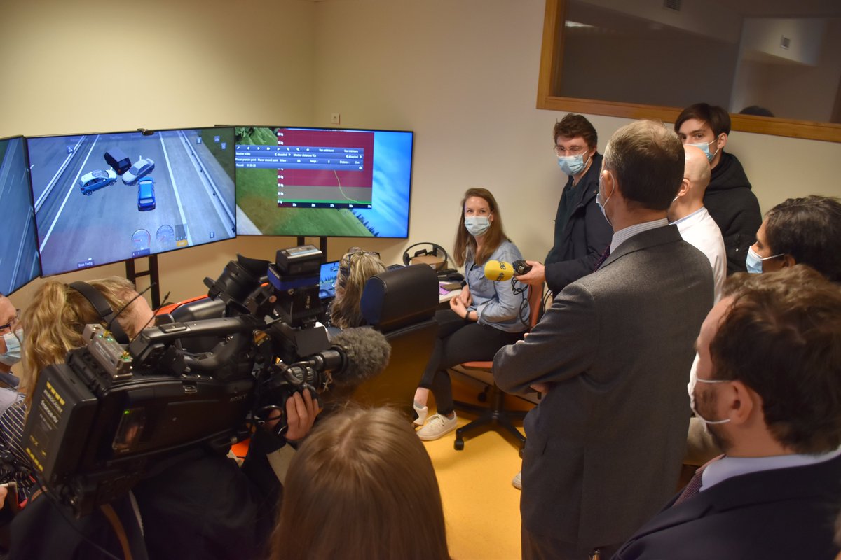 [Visite]
M. Alexandre Rochatte, Préfet de la Loire a rendu visite aux professionnels et aux patients victimes d'accident de la route du service de Médecine Physique et de Réadaptation.
#SoyezPrudents
 <a href="/Prefecture42/">Préfet de la Loire</a>