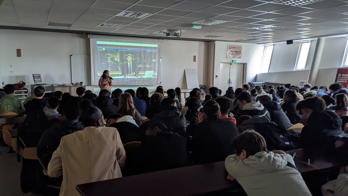 Lycée de l'Hautil tweet media