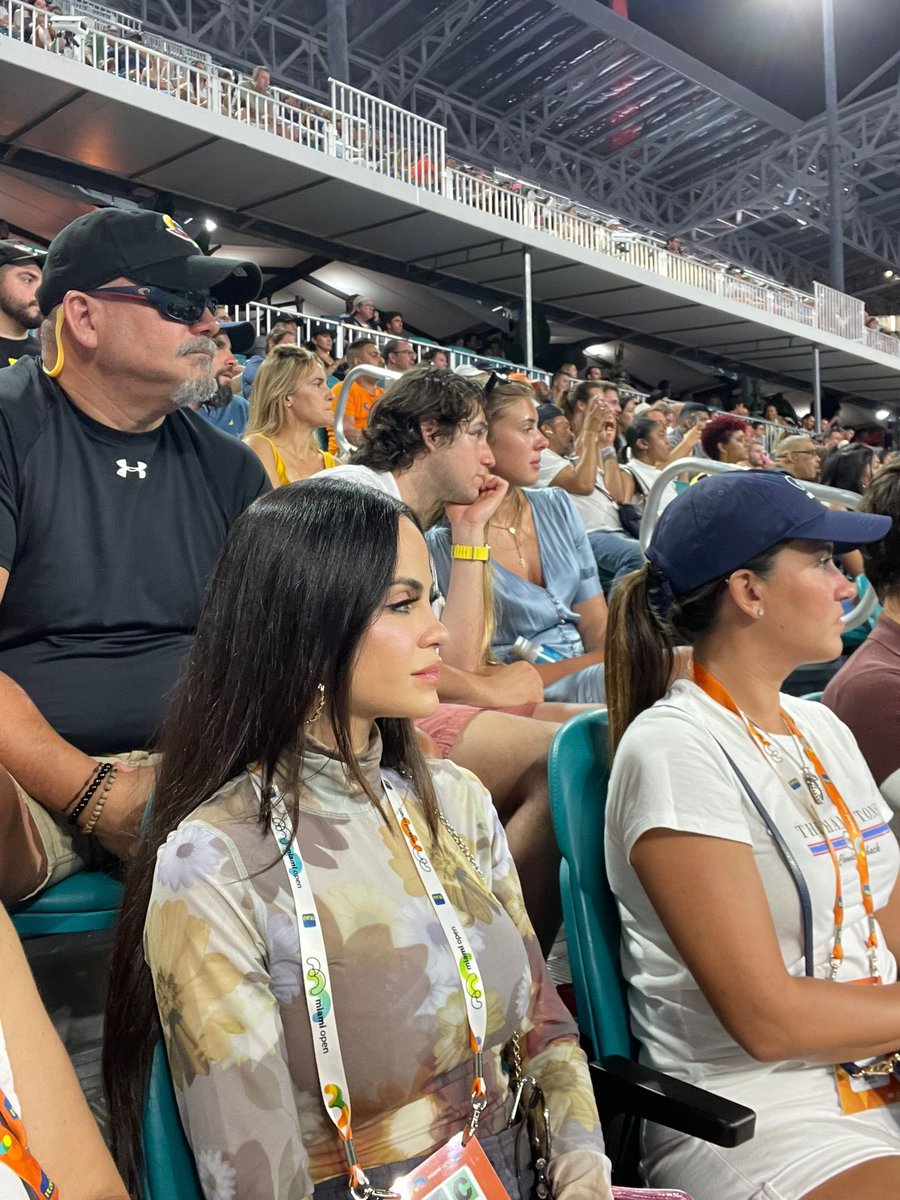 nattinatspain's tweet photo. Nueva foto de Natti Natasha en el Miami Open. https://t.co/uYaLcnltYe