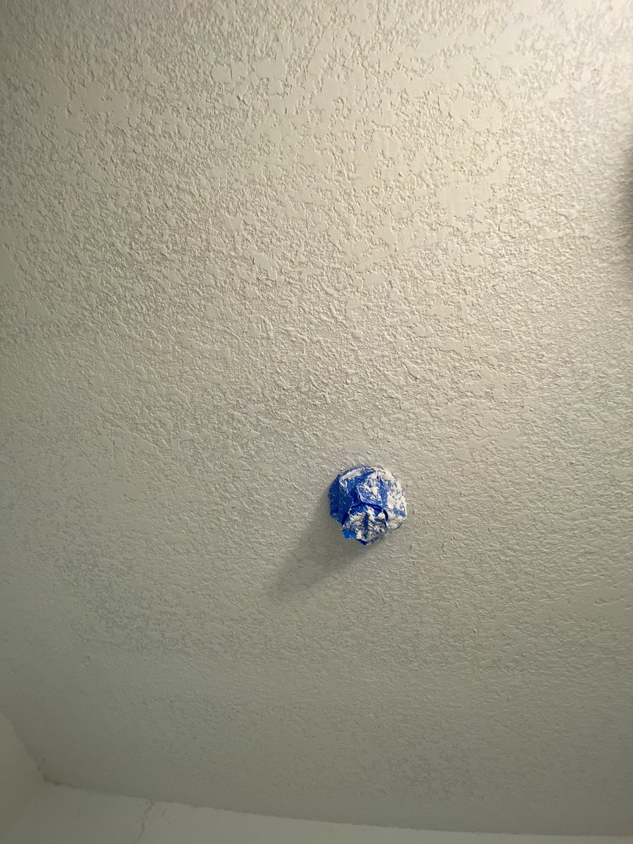 allprodrone's tweet photo. New can lights installed. Now it’s Knockdown time!! Sprayed a test area yesterday. Came out just the way I wanted. #ceilingtexture #remodel #whatIDo https://t.co/SwnRqWHIZB