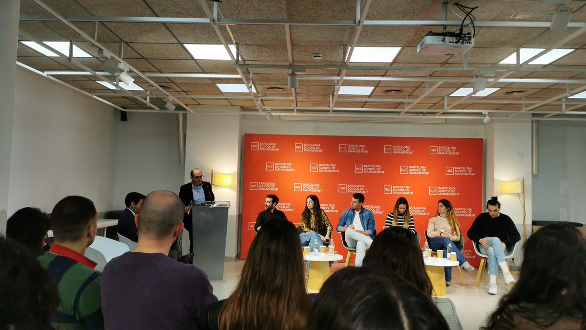 HomedesMarc's tweet image. Content d'assistir a l'acte que celebra els 10 anys del Màster en Comunicació Política Institucional (MCPI) de @bsm_upf en el que tinc l'honor de donar alguna classe des de fa ja diversos anys. Enhorabona comunitat #compolin i especialment @cpontsorribes @toniaira