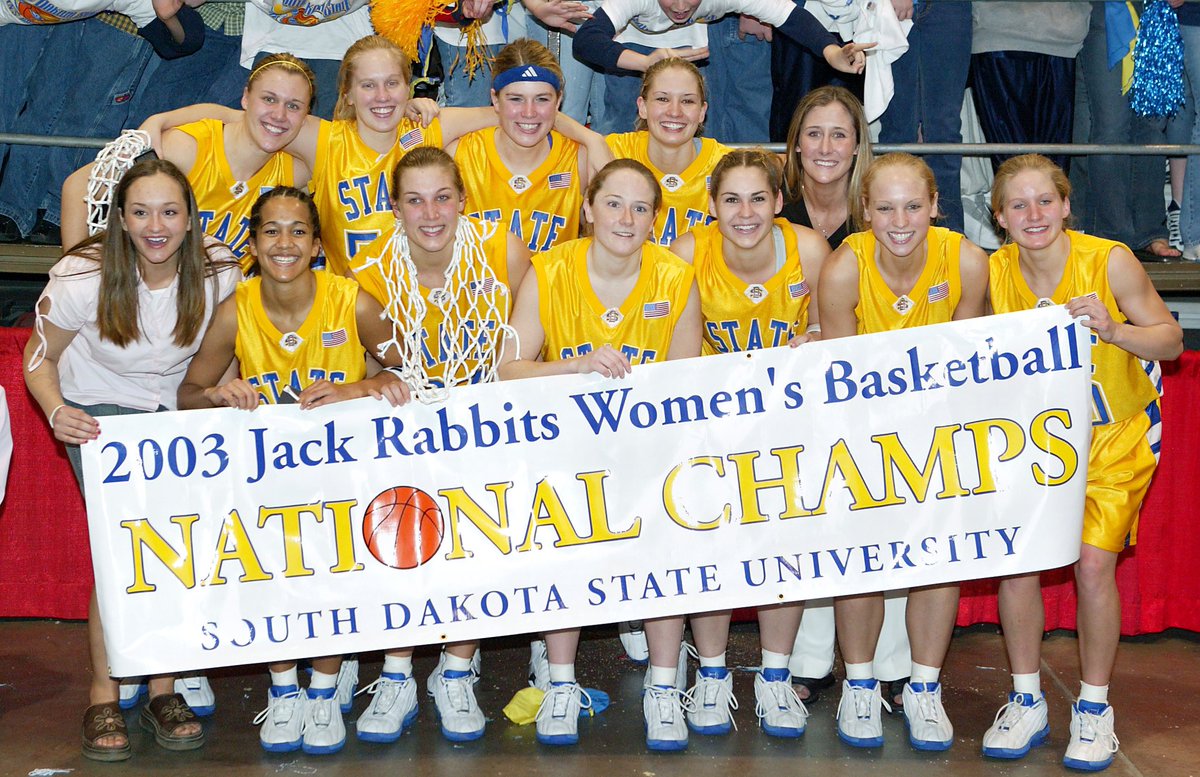 GoJacksWBB's tweet photo. OTD: South Dakota State won the 2003 NCAA DII National Championship 🏆 

#GoJacks 🐰 https://t.co/UvKOioxMzC