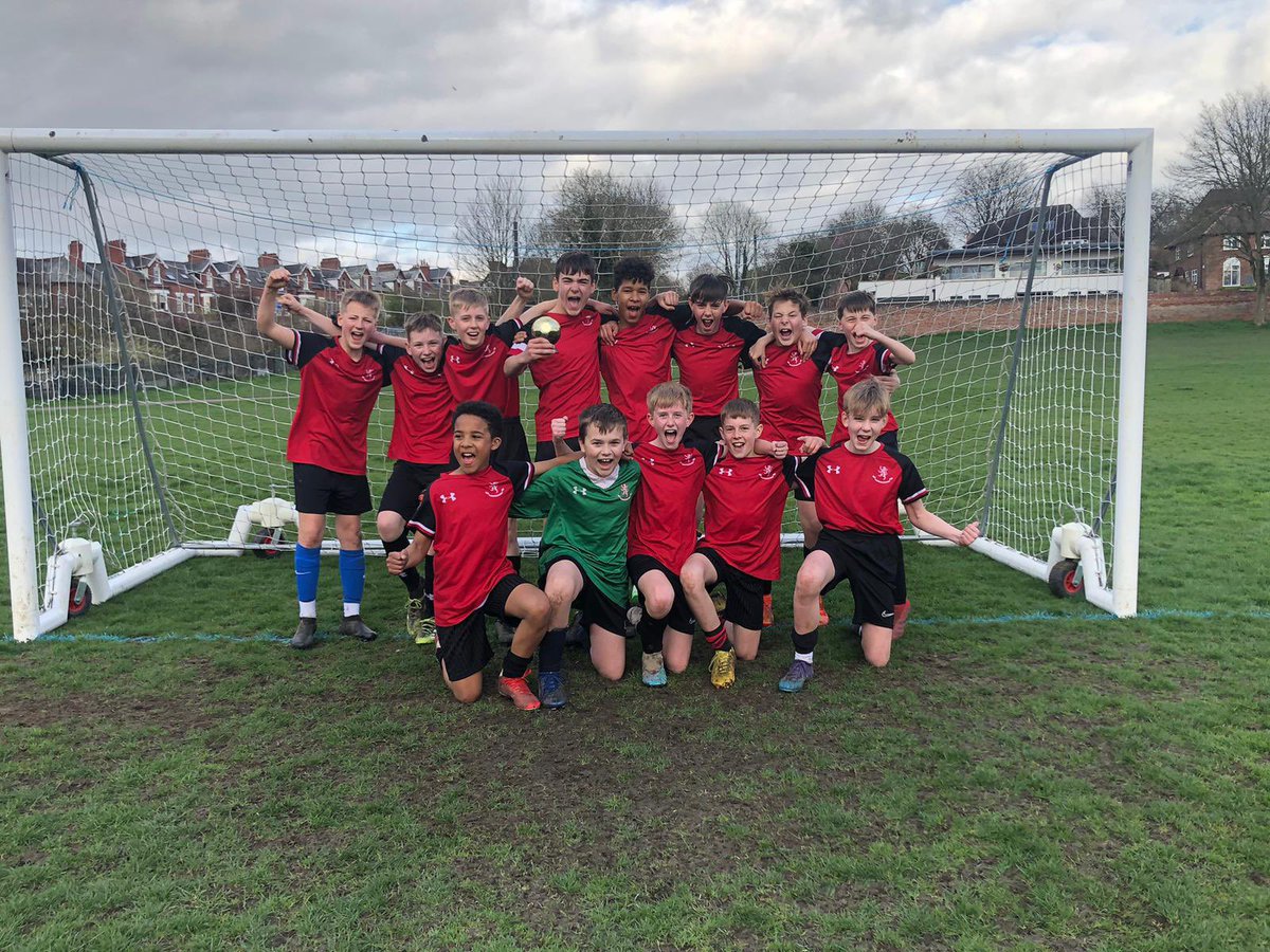 MCEA_PE's tweet photo. Well done to the @manorceacademy Y7 boys football team who won their final tonight to be crowned York &amp; District League Champions 🏆 winning the game 9-0 ⚽️⚽️⚽️⚽️⚽️⚽️⚽️⚽️⚽️ https://t.co/Xwq2QItcKE