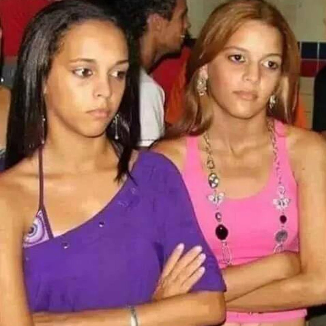 mttlim's tweet photo. odeio quando alguém fala “nossa pq vc eh amarga” ?????? capitalismo? mais valia? exploração? desigualdade social? Queijo 50 reais o quilo? passagem 5 conto????? a pergunta deveria ser pq vc age como a porra da mary poppins fdp https://t.co/TjuOpAUfDH