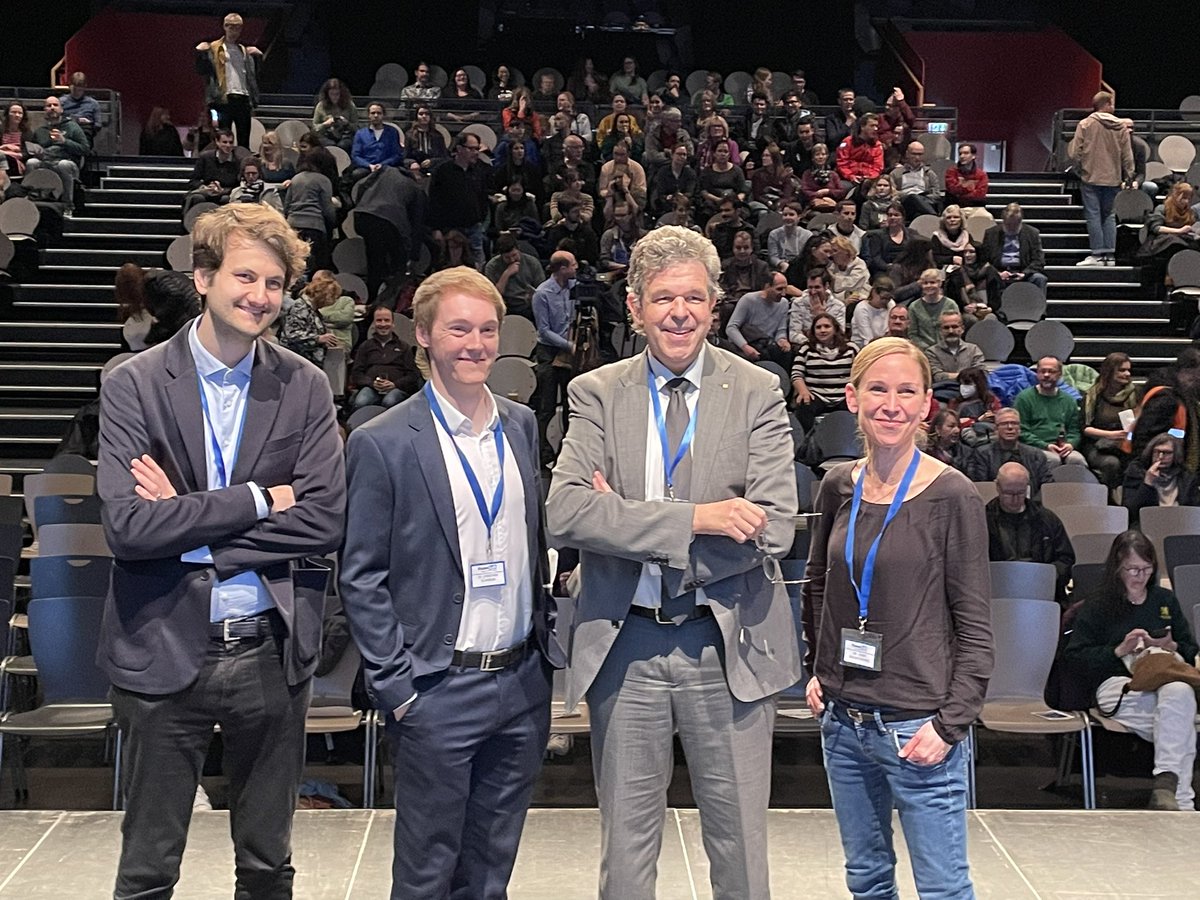 NaWik's tweet photo. Die Jury und FameLab-Gewinner 2022 @CScharun sind bereit: Gleich gehört die Bühne 9 Wissenschaftler:innen, die Ihre Forschung in nur 3 Minuten unterhaltsam vorstellen.
#FameLab23 im @tollhaus_KA mit gaaaanz viel #Wisskomm!!!
#FameLab https://t.co/Dt0qvntASm