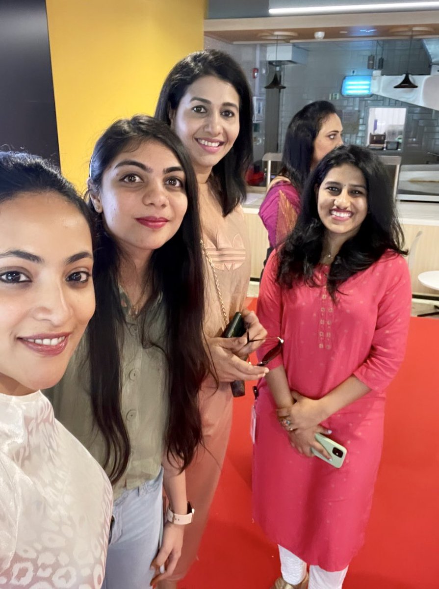 Mary Pavithra tweet media