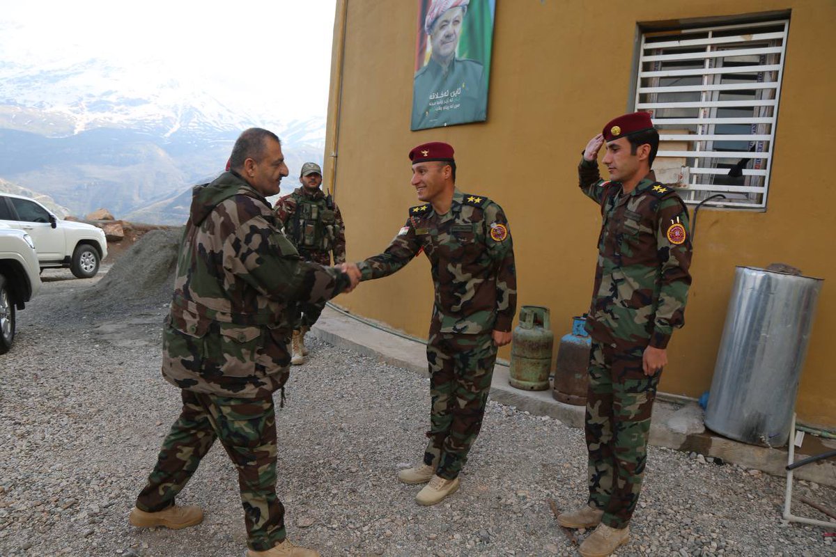 forces_command's tweet photo. #Commander #Sihad_Barzani, commander of the 1st Supporting forces command ,paid a visit to the Peshmerga positions of the #command at #Haji_Omeran to attentively observe the #Peshmergas' situation.
#فەرماندەیی_ھێزەکانی_پشتیوانی_یەک
#1st_supporting_forces_command
2023/3/29 https://t.co/zDo3Qi6vIn