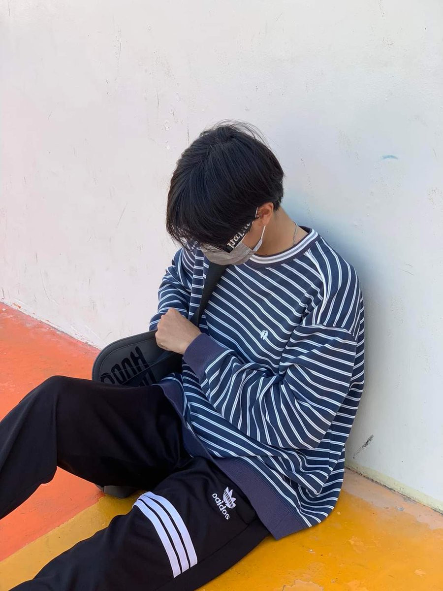 CheidchuPthm's tweet photo. ไม่หล่อไม่น่ารัก ใช่ครับคนเอาไปเป็นแฟนก็ไม่มี🤣🥹 #จันทบุรี #18y  #โสดจีบได้ https://t.co/O3eWeVw7dd