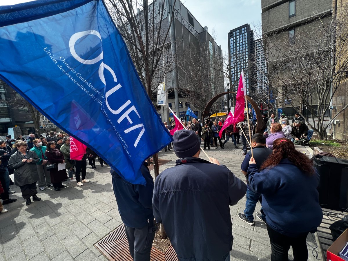 OCUFA's tweet photo. OCUFA and @x_fac_assoc at @TorontoMet campus today in solidarity with staff from @OPSEU 596 and @CUPEOntario 223 as they bargain for a fair contract! https://t.co/rZTKeLeJ9J