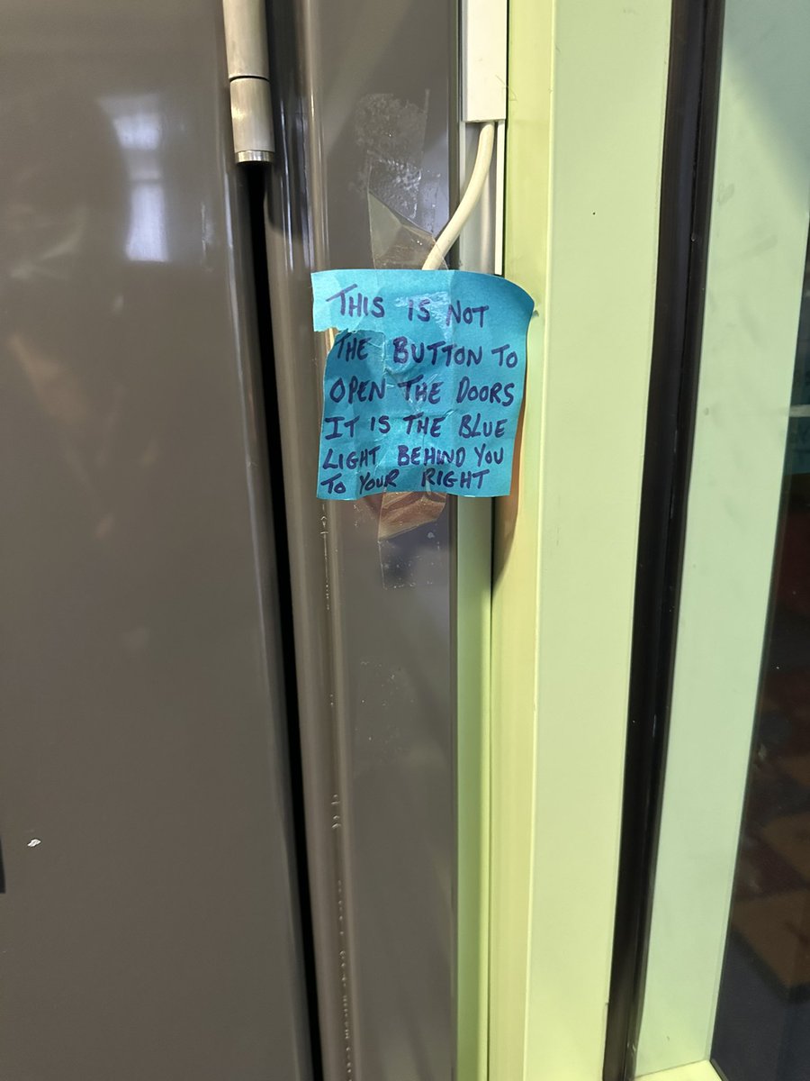 DeakinSue1's tweet photo. # Humanfactorsergonomics people what do you think of the design of this door
? https://t.co/p0LSB5ypVN