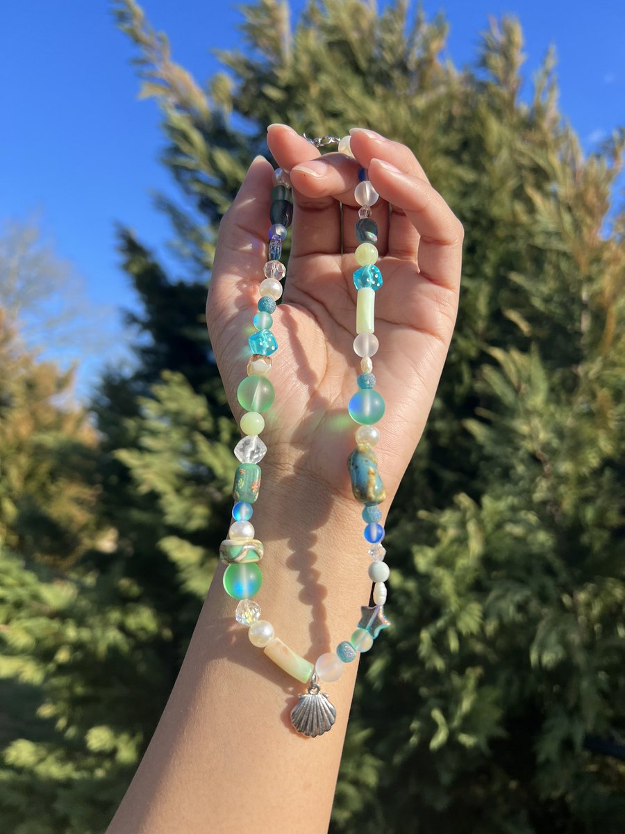 NECKLACE SHOPPE UPDATE COMING MONDAYYYYY!!!!! 😋🌈💐✨

MY FIRST SHOP UPDATE IN A LONG TIME AHHH SO EXCITED!!!