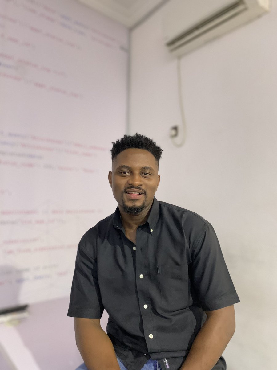 erinthebrand's tweet image. A damn Wednesday 🐘😎
#techboy #technicalwriter #wednesdayadams