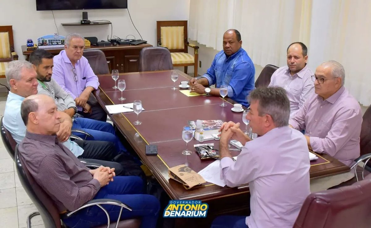 aluizionassi's tweet image. Grupo de empresários do Espírito Santo visita Roraima com intuito de investir no #Café_Roraima.

#AtraçãoDeInvestimentos
#Agro_Roraima 
#Roraima_AMelhorFronteiraAgrícolaDoBRASIL
#Roraima_HemisférioNorte
#GovernodeRoraima