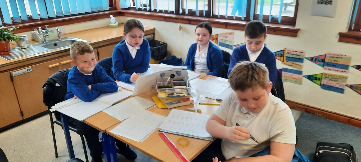 MrsVKiddie's tweet photo. T sharing his knowledge of division with his classmates. #vpsmaths https://t.co/9PIpcmPMYj