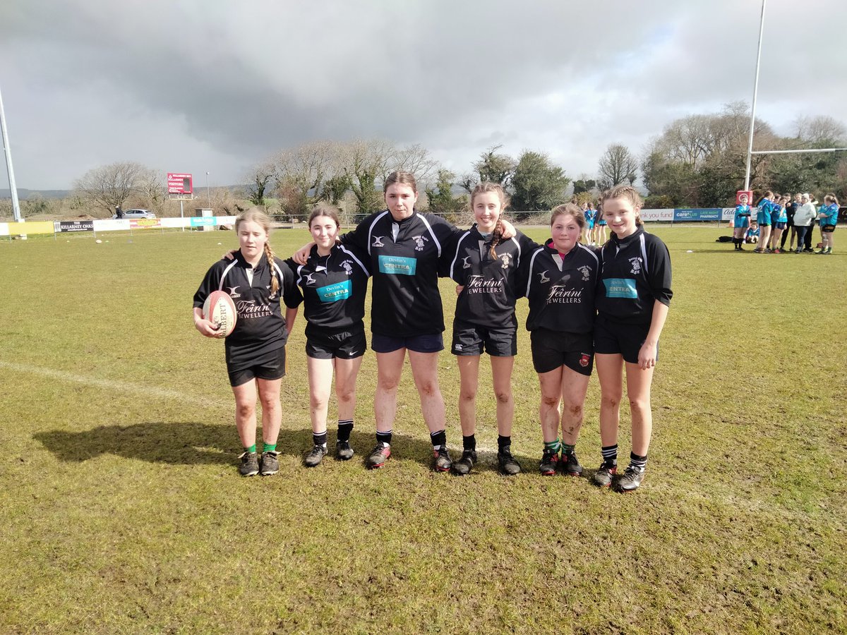 A great day of girls schools rugby @KillarneyRFC with schools from all across the County coming together to play X 7s #munsterstartshere #nothinglikeit @MunsterWomen @WillieShubart @kerrysportshub @kerryman_ie @kerryrugby2020 @Kerrys_Eye