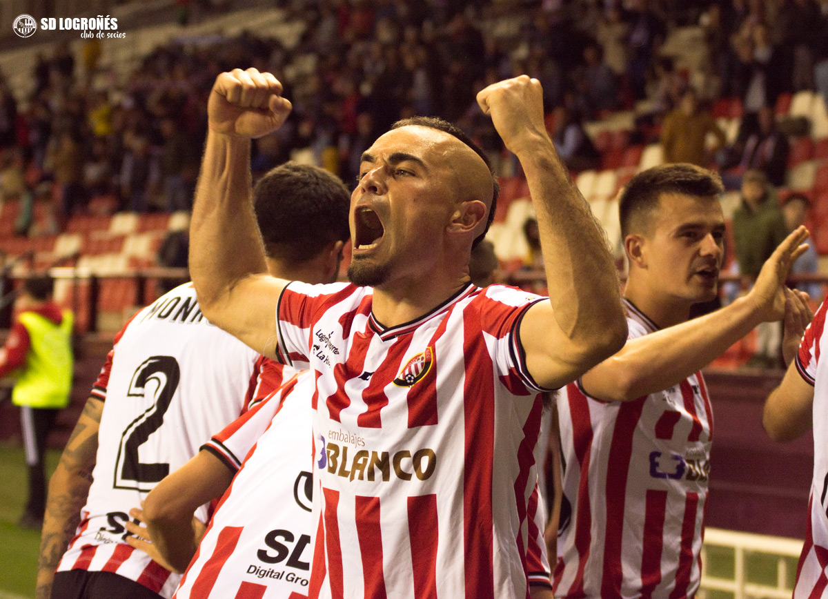 desmarkat's tweet photo. SD LOGROÑÉS - ELDENSE
#1aRFEF #PrimeraFederación #SDLogrones https://t.co/qygdGcRe7i