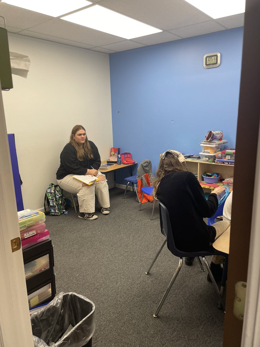 MrsBozinovski's tweet photo. Future Teachers are observing Behavior Technicians and their interactions with clients at the University Pediatricians Autism Center in Clinton Township! We are so thankful for this opportunity! @FraserSchools #futureteacher #abatherapy #postsecondaryoptions https://t.co/aP8lllUViD