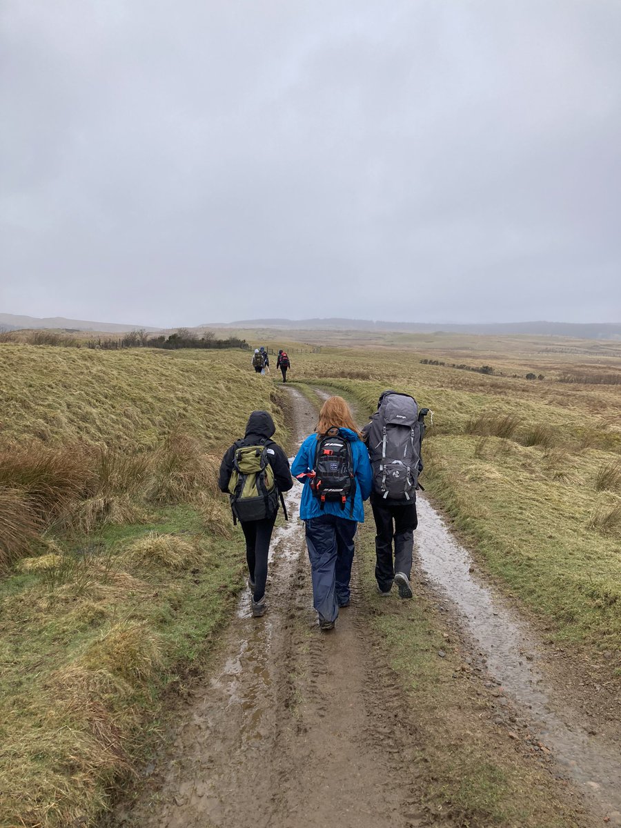 Great practice expedition walk with the S3 Duke of Edinburgh class! They were all absolutely brilliant and showed great resilience in pretty wet weather! #DukeofEdinburghAward <a href="/DoonAcad/">Doon Academy</a>