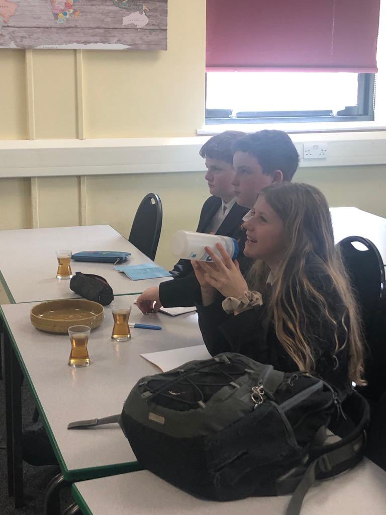 cricklanguages's tweet image. Superb work from our young #Arabic learners @crickhowellhs They are so eager to practise their spoken Arabic. This week they talked about clothes &amp;amp; colours! #ambitiouscapablelearners #ethicalinformedcitizens Shukran @MrsCEH for your support! @BritishCouncil @QFIntl @PowysPLTeam