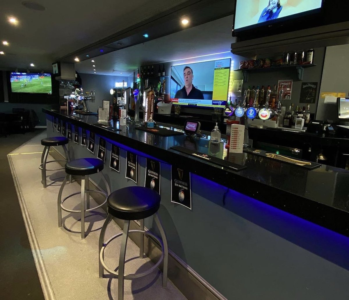 rayleighmills's tweet photo. As the Mills main sponsor, after the final, we have hired out The Lanes Sports Bar in Rayleigh.

All friends, family and fans are invited to come back after the game for a drink.

#mills https://t.co/EgkquoBPWj