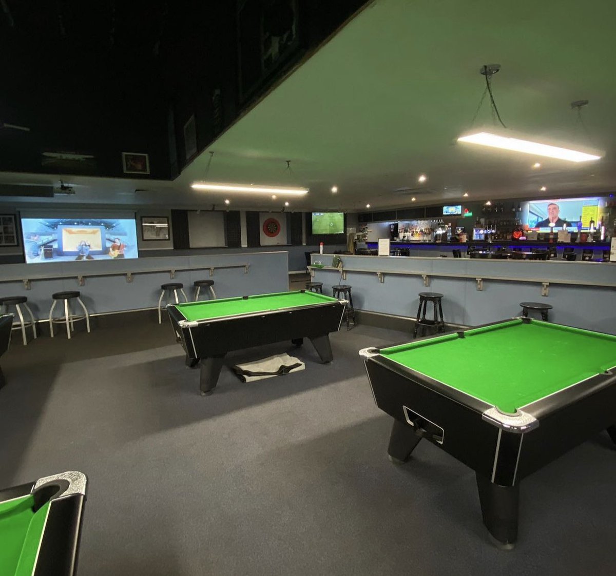 rayleighmills's tweet photo. As the Mills main sponsor, after the final, we have hired out The Lanes Sports Bar in Rayleigh.

All friends, family and fans are invited to come back after the game for a drink.

#mills https://t.co/EgkquoBPWj