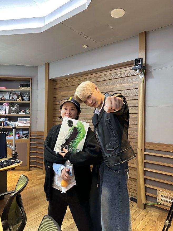 ltsmeKAI's tweet photo. 🤛🏼😇

#RoverKAI #KAIisback https://t.co/l4lTKaaUTr