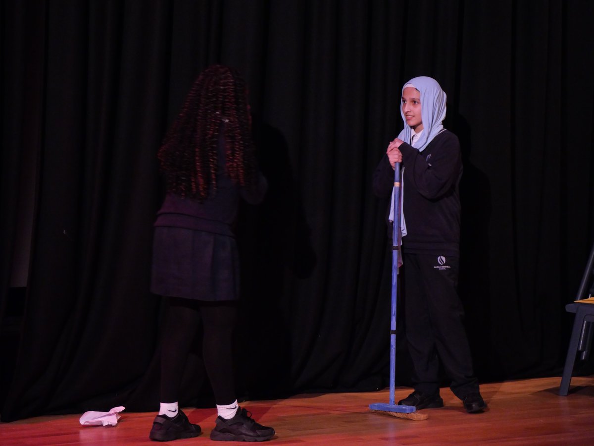 Sarah Bonnell School tweet media