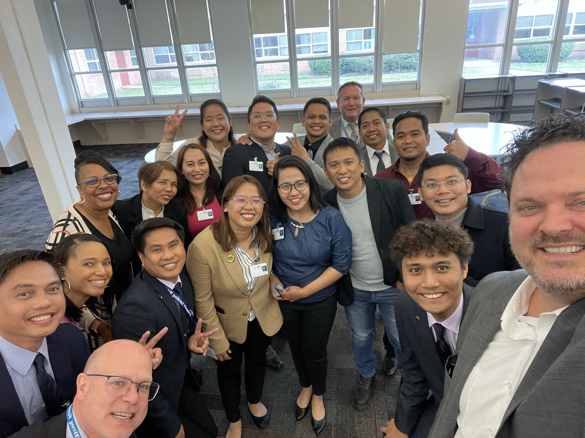 LoudounSupe's tweet image. So great to meet our new @vbschools teachers from the Philippines today. Not sure who is more excited they are here with us—me or them! #Welcome #WeAreVBSchools