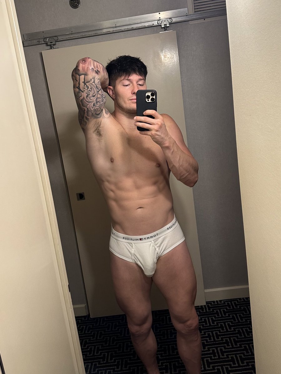 OFnatebharris's tweet photo. RT when you see the veins https://t.co/smjGCrsj9Q