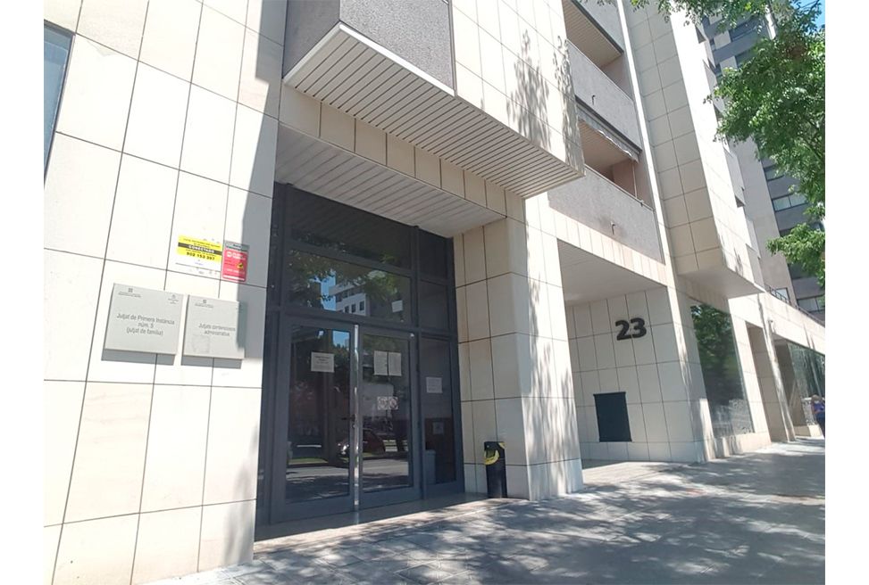 Oferta de feina 
Titulat/ada Superior Arxiver/a, A1-21Serveis Territorials a Tarragona del Departament de Justícia, Drets i Memòria.
justicia.gencat.cat/web/.content/h…
<a href="/ESAGED_UAB/">Arxivística i Gestió de Documents UAB</a> <a href="/AAC_GD/">Associació Arxivers</a>