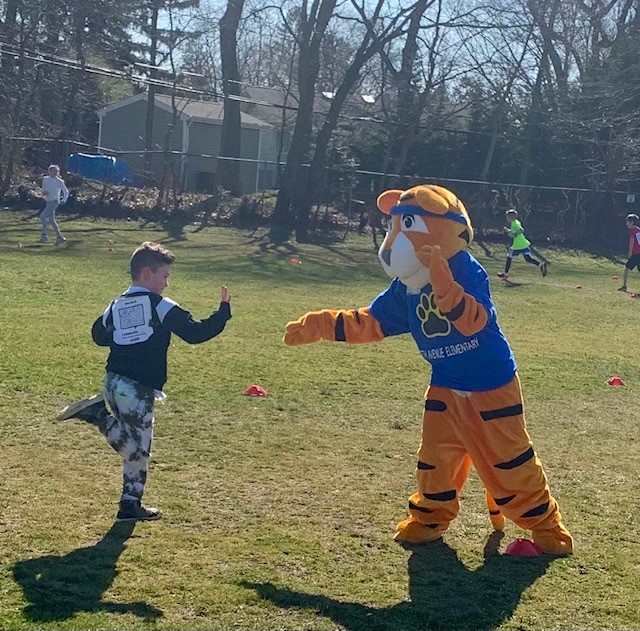 Principal Harrison tweet media