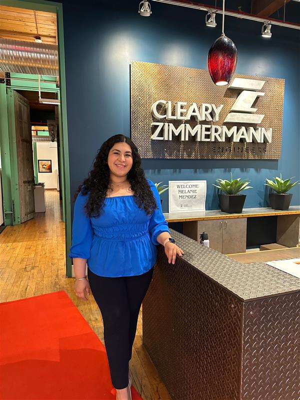 ClearyZimm's tweet image. Welcome Melanie Mendez, Administrative Assistant! We are so excited to roll out the red carpet and welcome you to the team!

#Clearyzimmermann #MEPengineers #Texasengineers #rollouttheredcarpet
