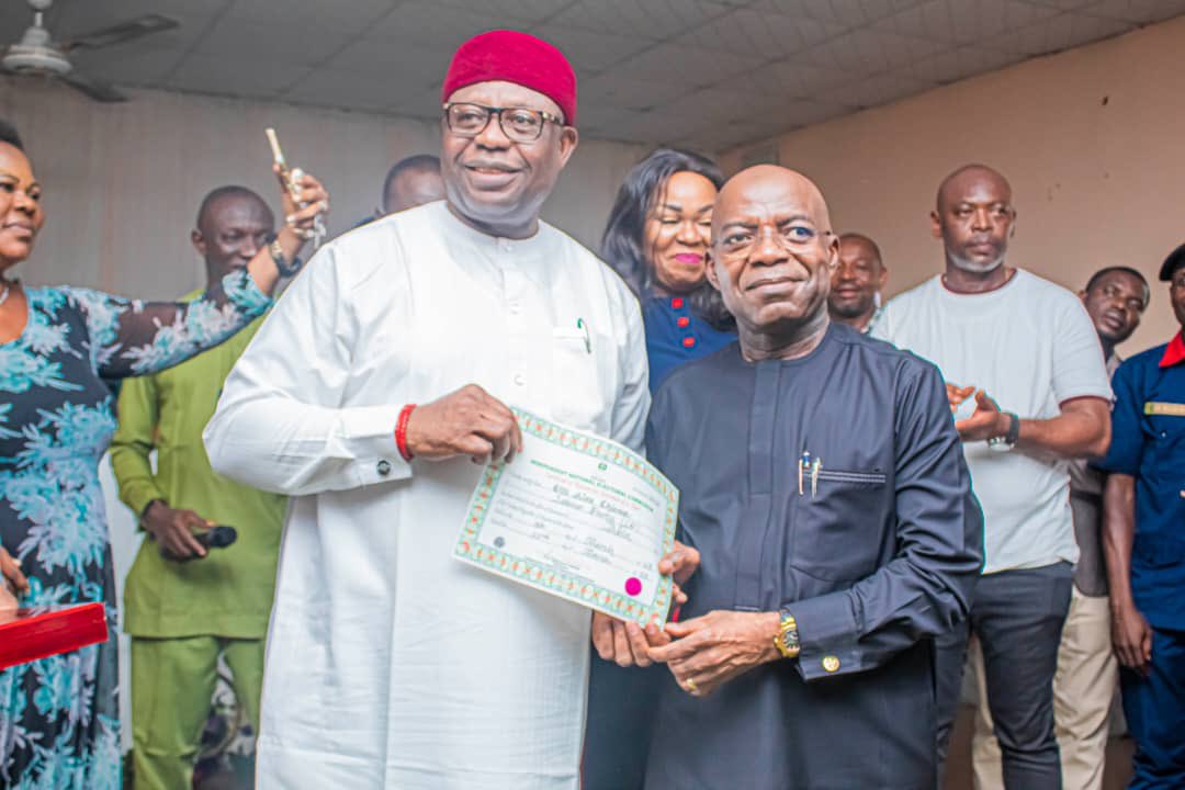 alexottiofr's tweet photo. Today, I received my Certificate of Return. I thank INEC for the good job it did in Abia. 
The celebration that greeted our declaration by INEC, on 22nd of March, puts a huge responsibility on us. I assure you that we shall not disappoint in the discharge of that responsibility. https://t.co/P7vDHztNFS