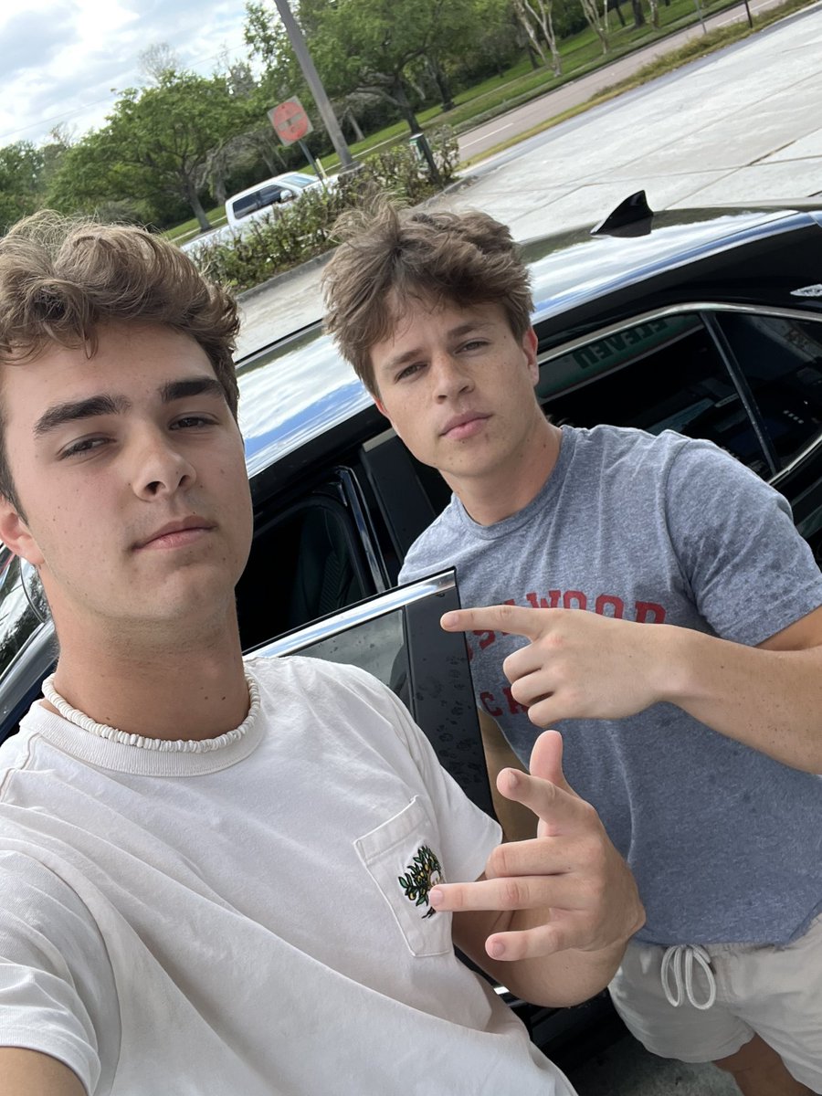 Sexy squirters tweet media