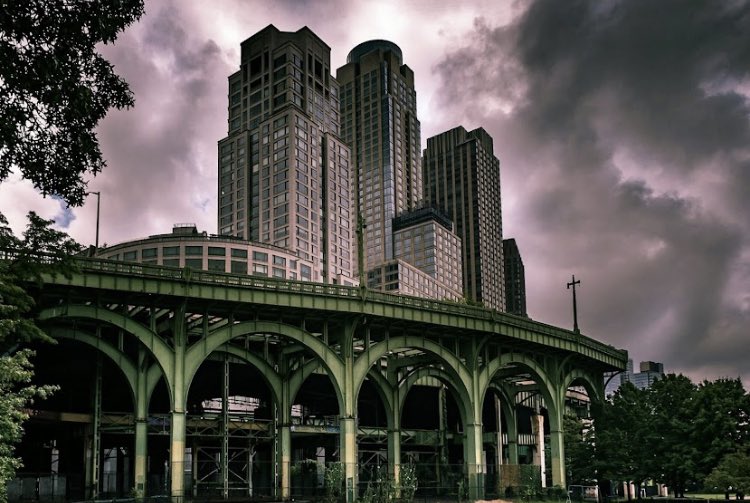 RottenGotham's tweet photo. Impeccable Gotham vibes https://t.co/kfgfwUPPqG