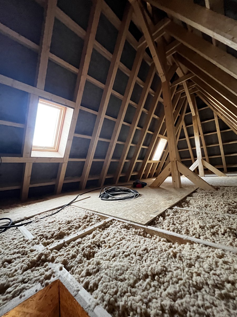 Solarchitect | Sunbeam carpenter tweet media