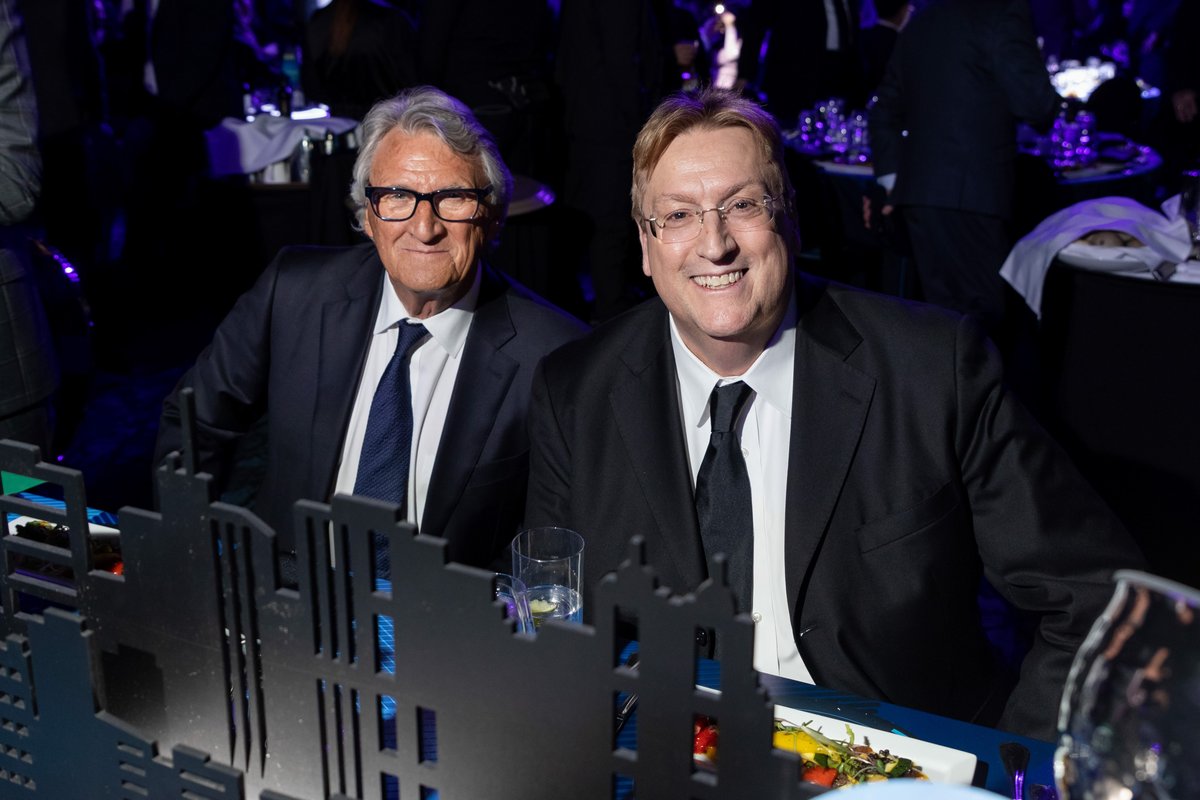 OpenText's tweet photo. On Thursday, OpenText CEO and CTO @markbarrenechea delivered the keynote to over 1000 guests at the @TorontoRBOT, an event that highlights the achievements that position the region as the genesis of innovation and growth on the global stage. 

#Abovetheradar https://t.co/6HkI03qAKo