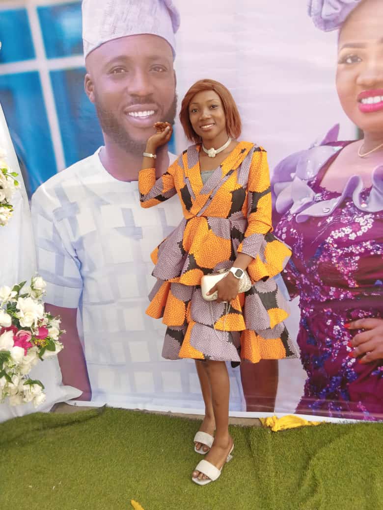 Honitemicouture's tweet photo. I'm Oluwapamilerin, your favorite tailor that  Specialized in all kinds of female wears, English Dress, Aso Ebi, Ready to wear, Reception dress and lots more. Please help me retweet my business 🤲 https://t.co/IAZLsxUIij