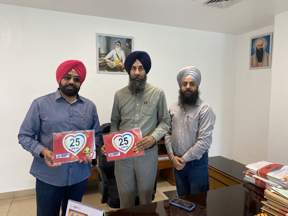 avoidaccident's tweet photo. #MandiBoard the nodal agency of @PunjabGovtIndia for all #LinkRoads sanctioned budget of Rs132.65 Cr for installing rumble strips to slow down, 25KMH sign boards around all schools upon our campaign #SafeSchoolsSecureJourneys #25KMH #StreetsForLife #rethinkMobility https://t.co/4sSZbCuRAv